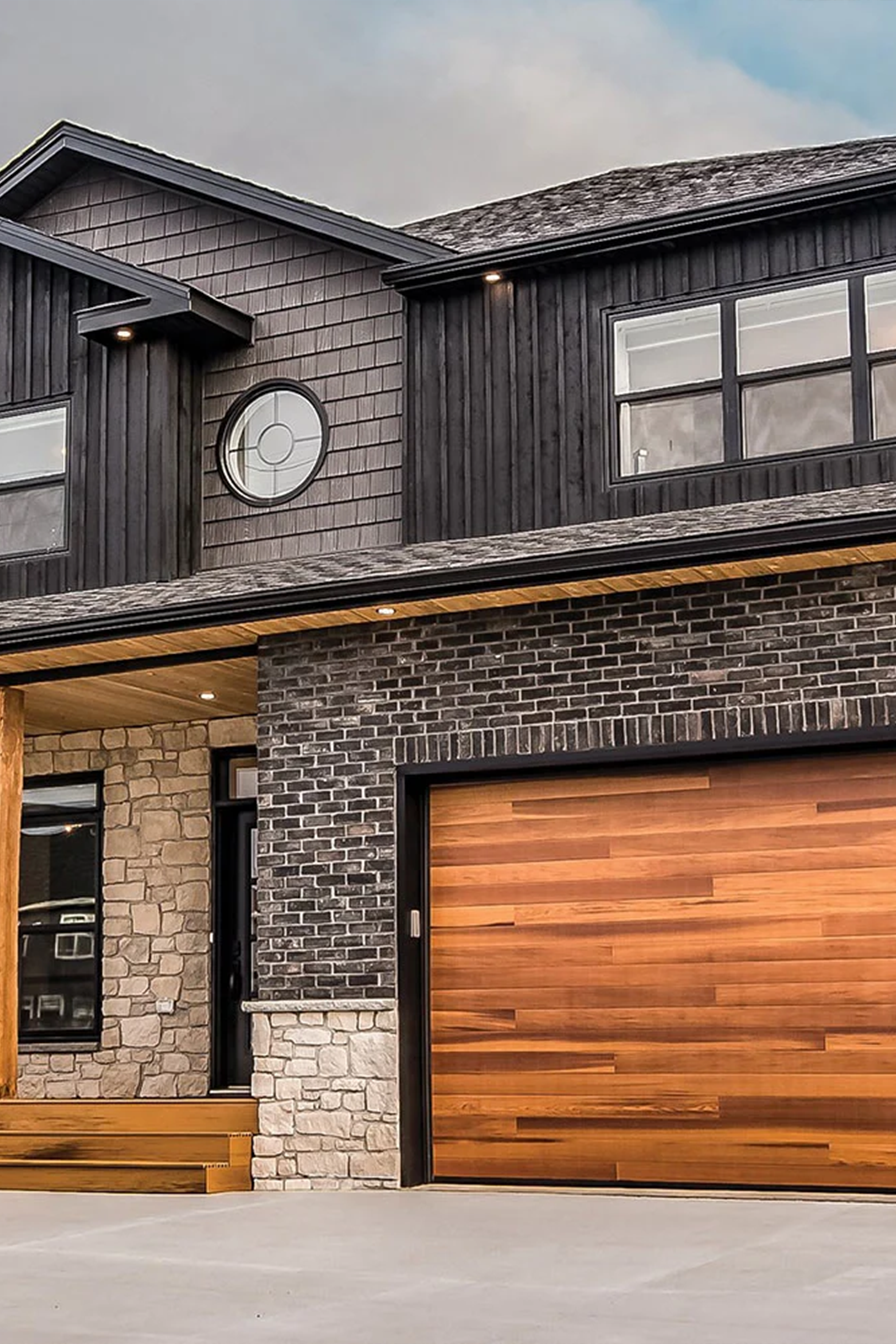 Garage door installation service