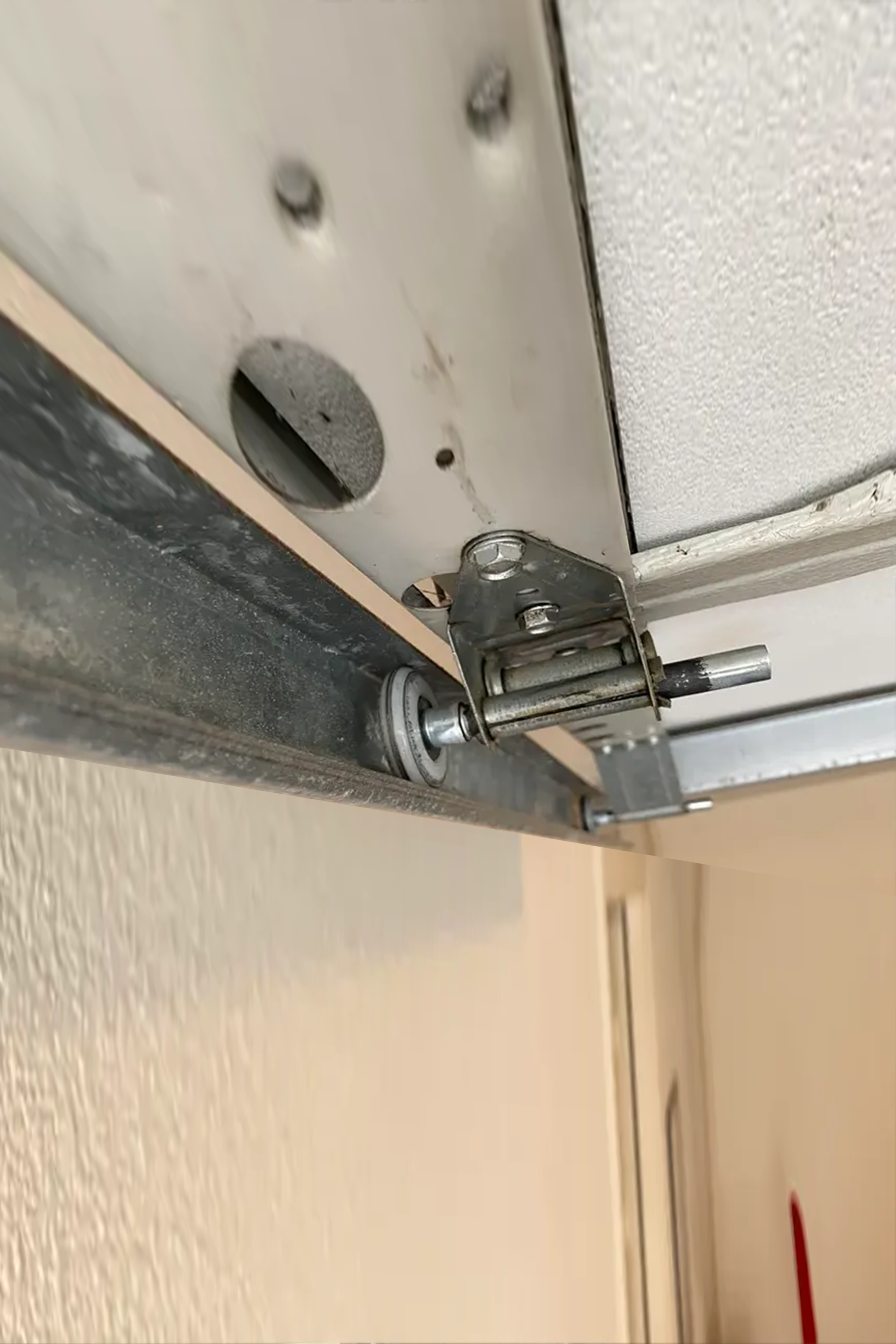Garage door rollers